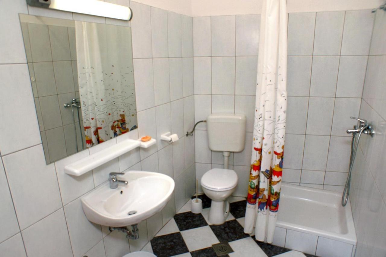 Apartments By The Sea Arbanija, Ciovo - 4320 Trogir Zewnętrze zdjęcie